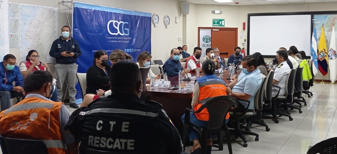 Secretaría de Gestión de Riesgos actualiza protocolos contra incendios industriales en Guayas