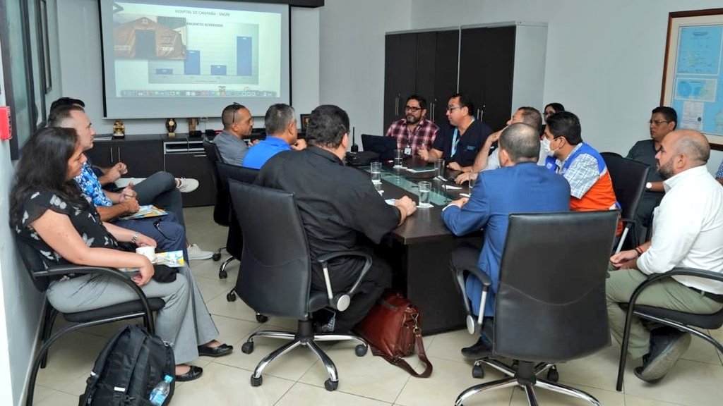 Equipo norteamericano evalúa operatividad de Hospitales de Campaña en Guayas