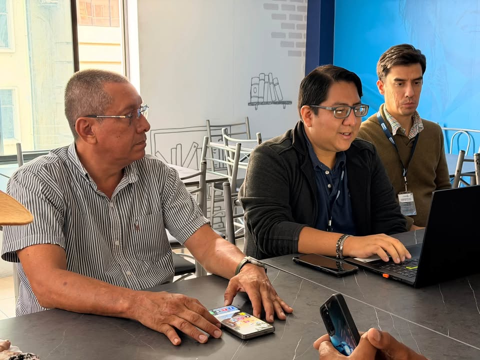 Prefectura del Guayas y GAD de Dos Esteros planifican muros de contención en Salitre