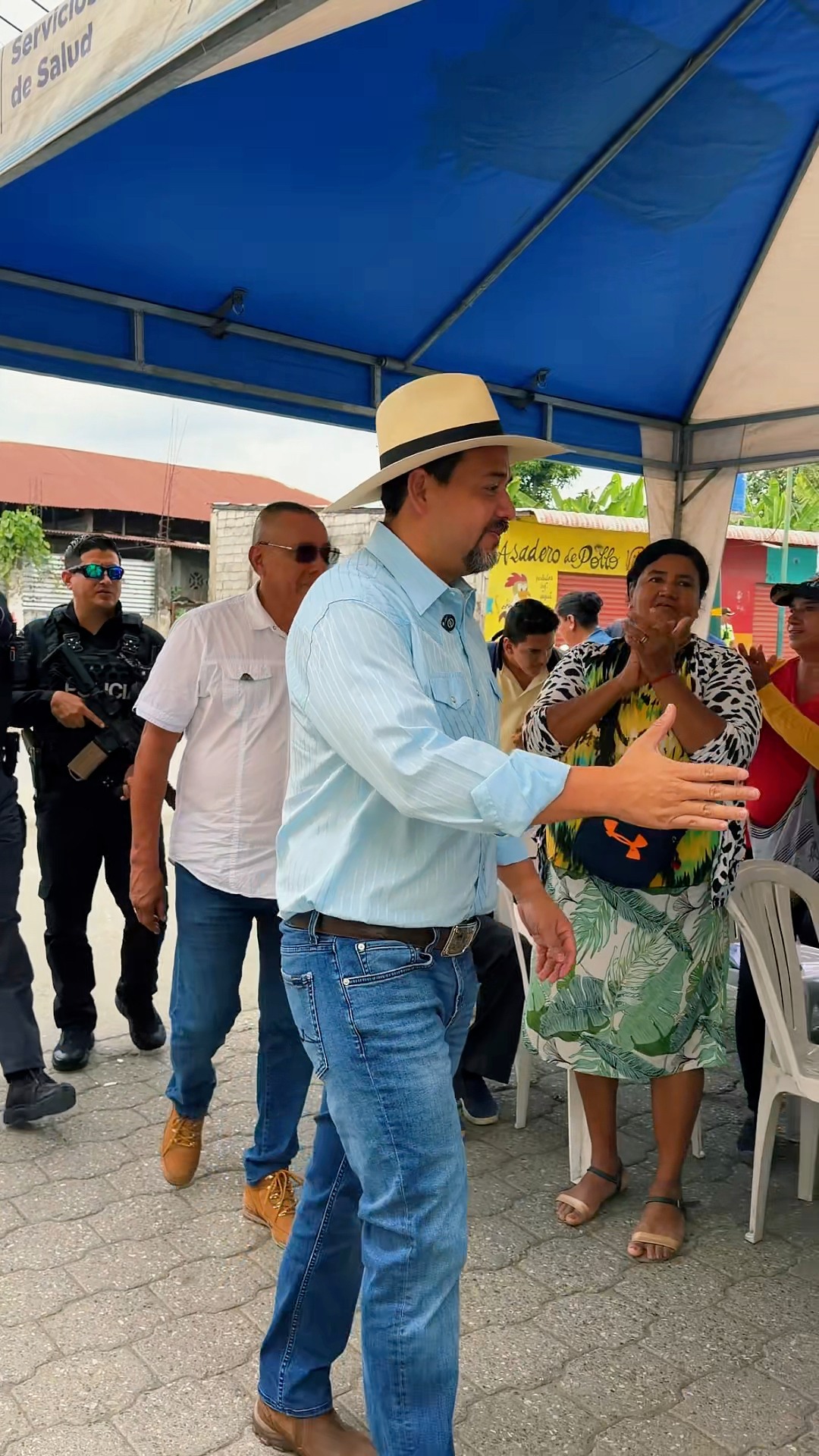 Atención médica gratuita llega a General Vernaza gracias a la Prefectura del Guayas